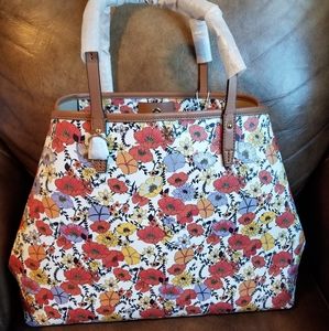 NWT Tory Burch Kerrington Square Tote